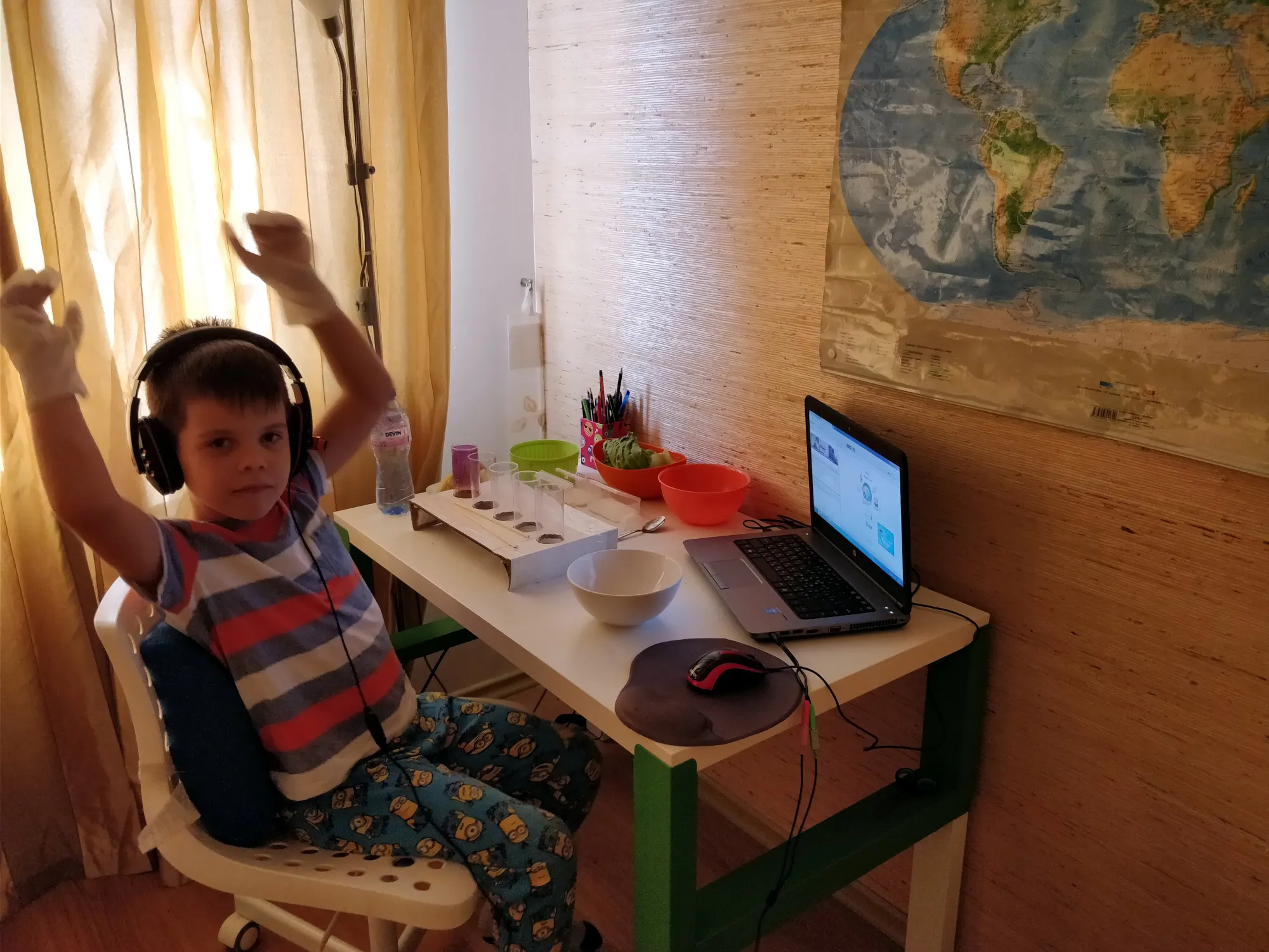 В процессе урока по химии