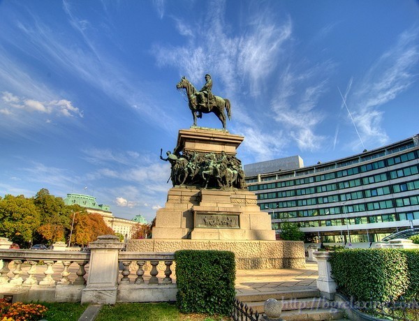 Памятник Царю-освободителю в Софии